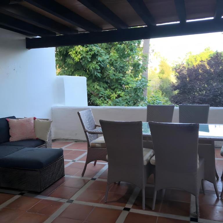 Bonito piso con jardines y piscina - Apartamento con terraza - 6