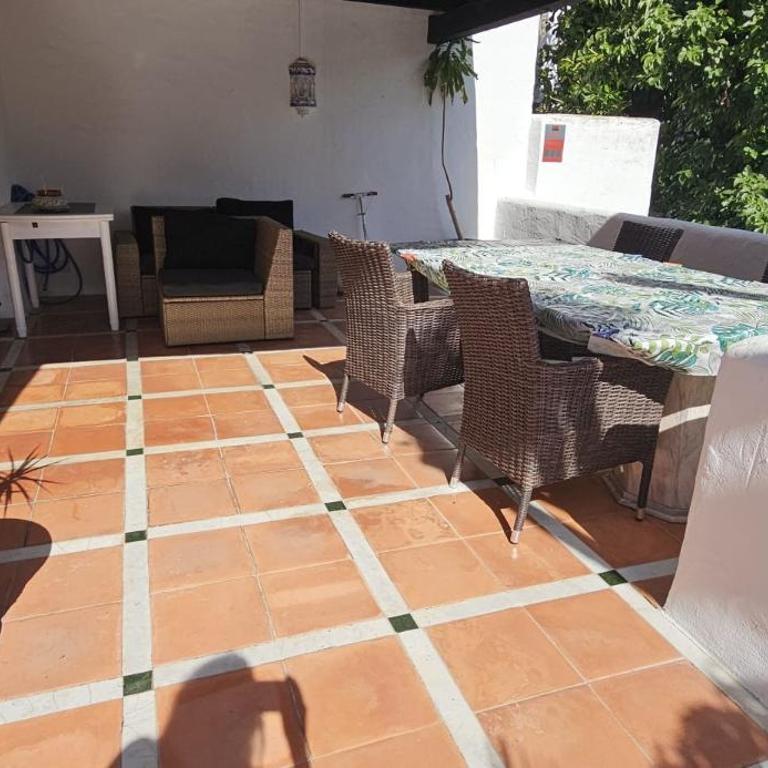 Bonito piso con jardines y piscina - Apartamento con terraza - 33