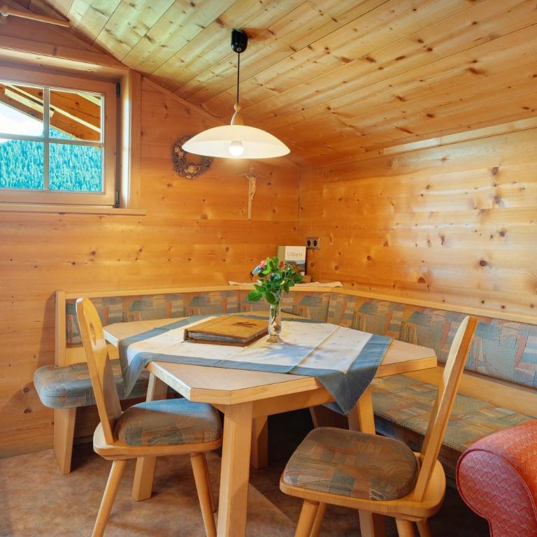 Unterjochmayrhof - Two-Bedroom Deluxe Apartment with Garden View - 4