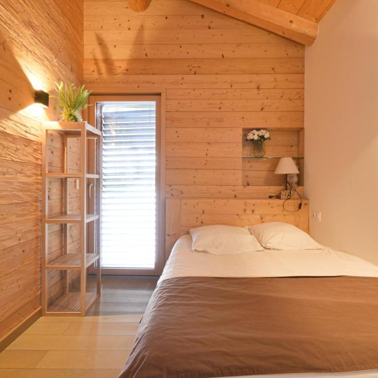 Appartement La Porte Des Aravis - Two-Bedroom Deluxe Apartment with Garden View - 13