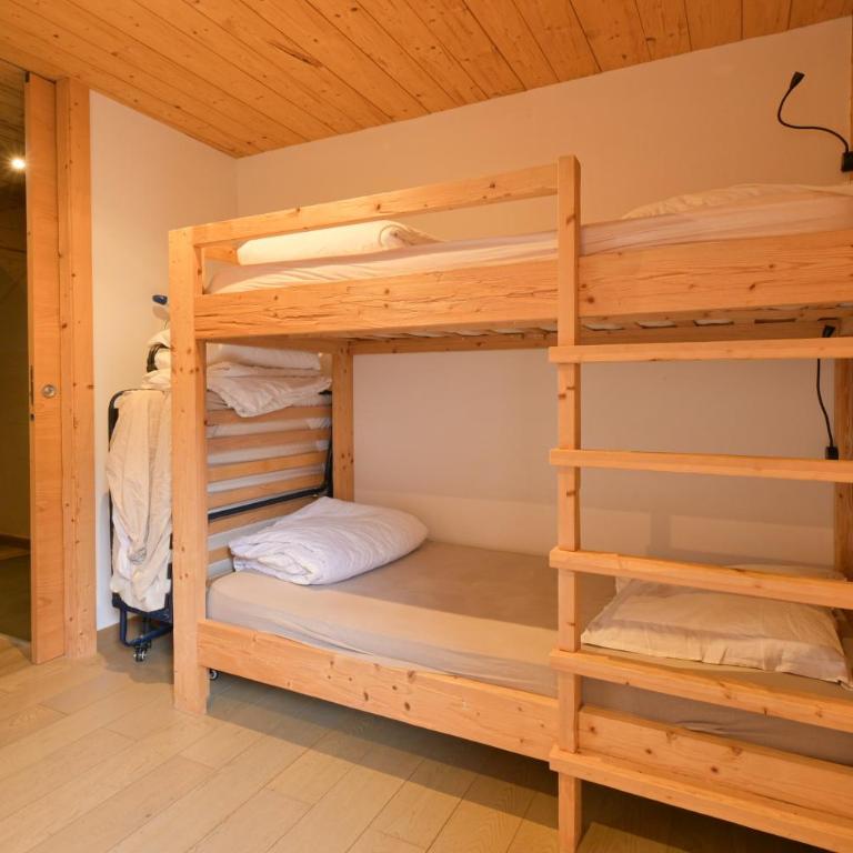 Appartement La Porte Des Aravis - Two-Bedroom Deluxe Apartment with Garden View - 15