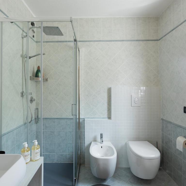 Panorama Apartment 180 mq - Three-Bedroom Premium Apartment with Balcony - 30
