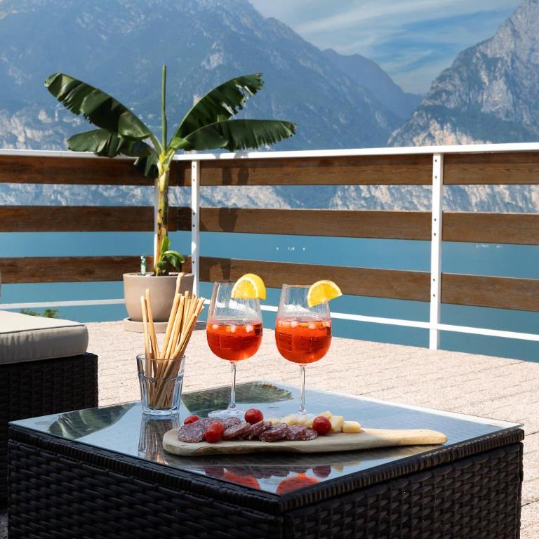 Panorama Apartment 180 mq - Three-Bedroom Premium Apartment with Balcony - 42