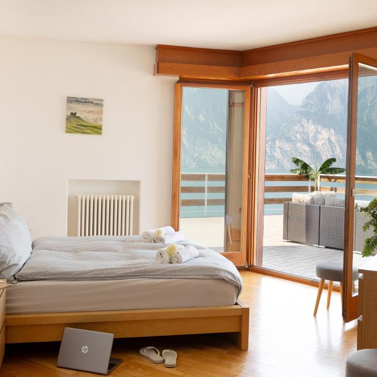 Panorama Apartment 180 mq - Three-Bedroom Premium Apartment with Balcony - 20