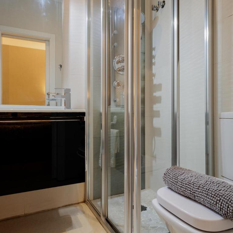 Gran Plaza - Apartamento Superior con vistas a la ciudad - 16