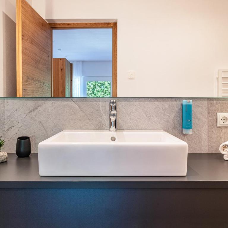 Luisl Hof - Apartment Vinum - Appartamento Deluxe con 2 Camere da Letto e Vista Giardino - 17