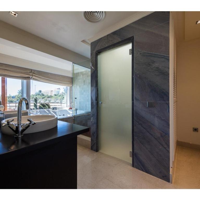 Chalet en la playa San Agustin - Three-Bedroom House - 37