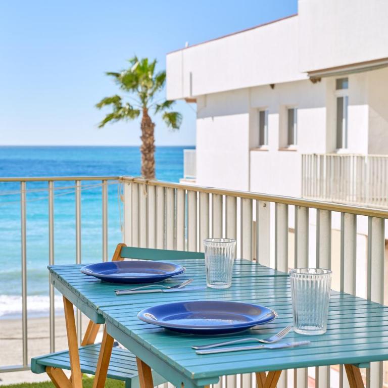 Apartamento 1a línea La Herradura - Two-Bedroom Deluxe Apartment with Ocean View - 18