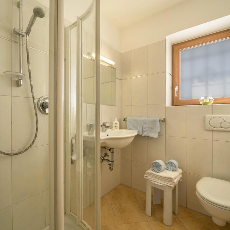 Ferienwohnung Ifinger Edelweiss - Appartamento Deluxe con 2 Camere da Letto e Vista Giardino - 9
