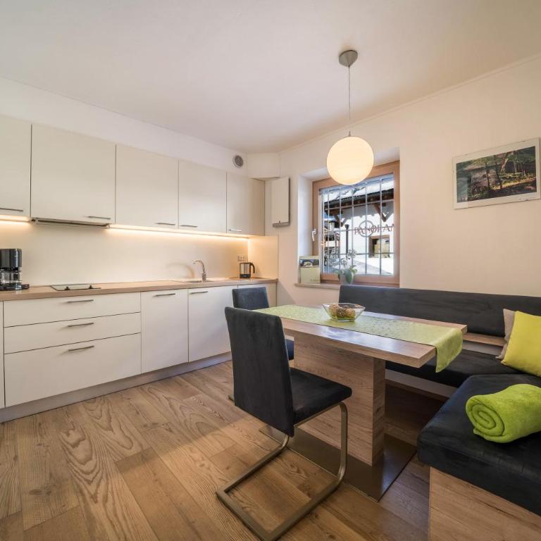 Ferienwohnung Ifinger Edelweiss - Appartamento Deluxe con 2 Camere da Letto e Vista Giardino - 1