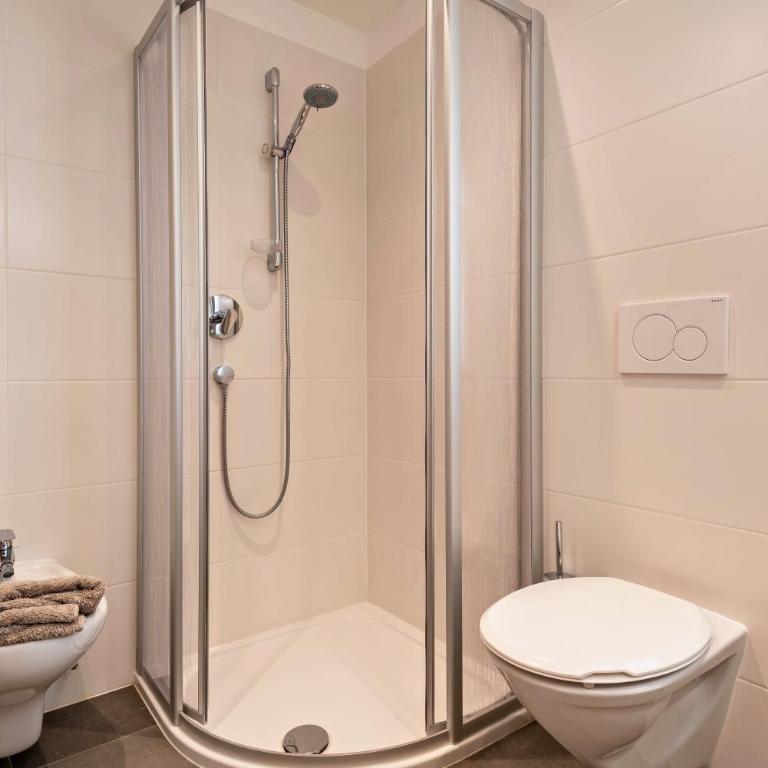 Haus Thurn Apartment B - Deluxe-Apartment mit 2 Schlafzimmern und Gartenblick - 18