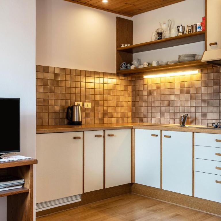 Haus Thurn Apartment B - Deluxe-Apartment mit 2 Schlafzimmern und Gartenblick - 7