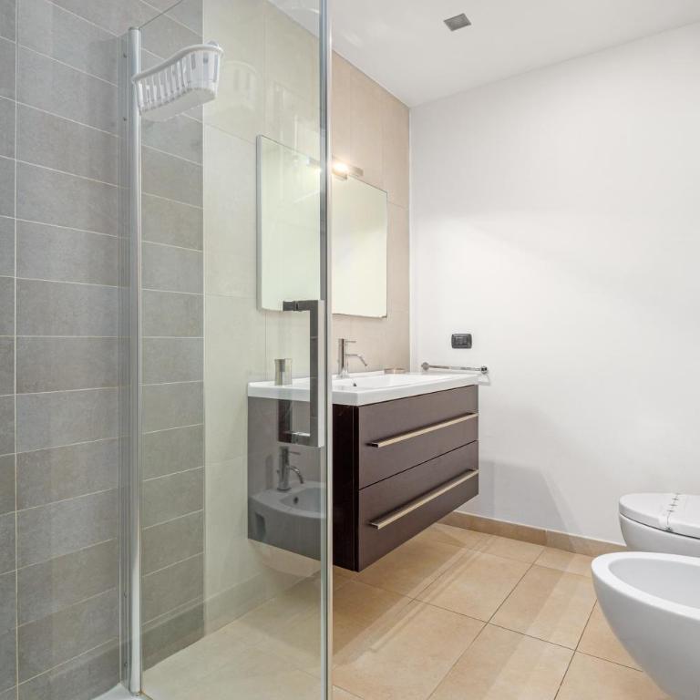 Villa Marconi Apartment 5 - Quadruple Room with Shower - 14