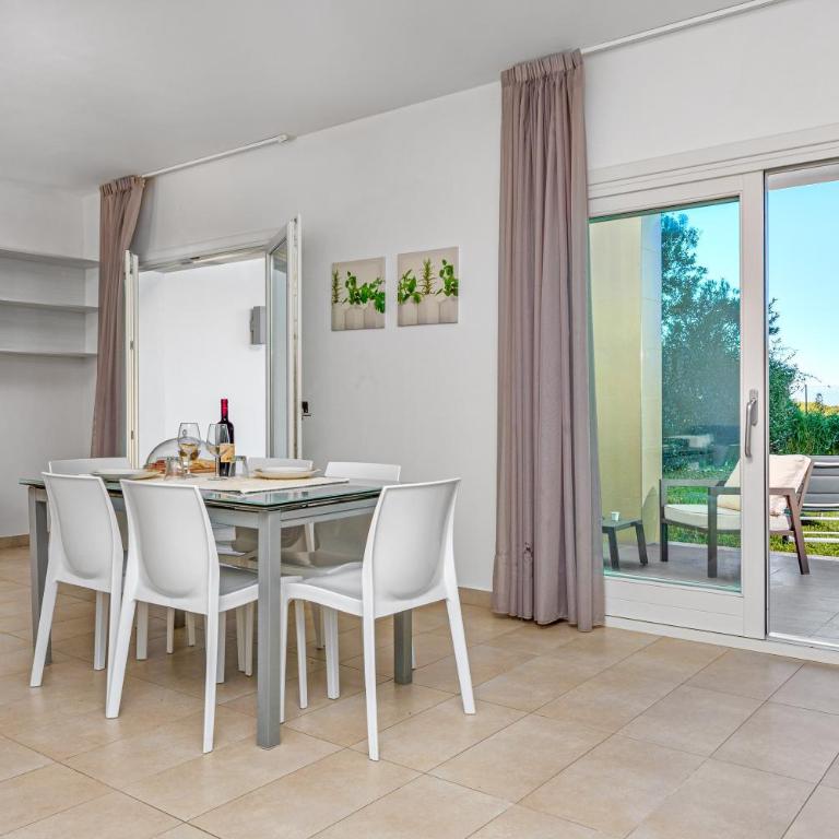 Villa Marconi Apartment 5 - Quadruple Room with Shower - 1