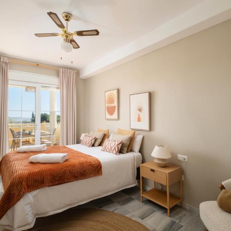 Mediterranean apt with seaview, 365-Day open pool and walking distance to the beach - Apartamento de 2 dormitorios - 14