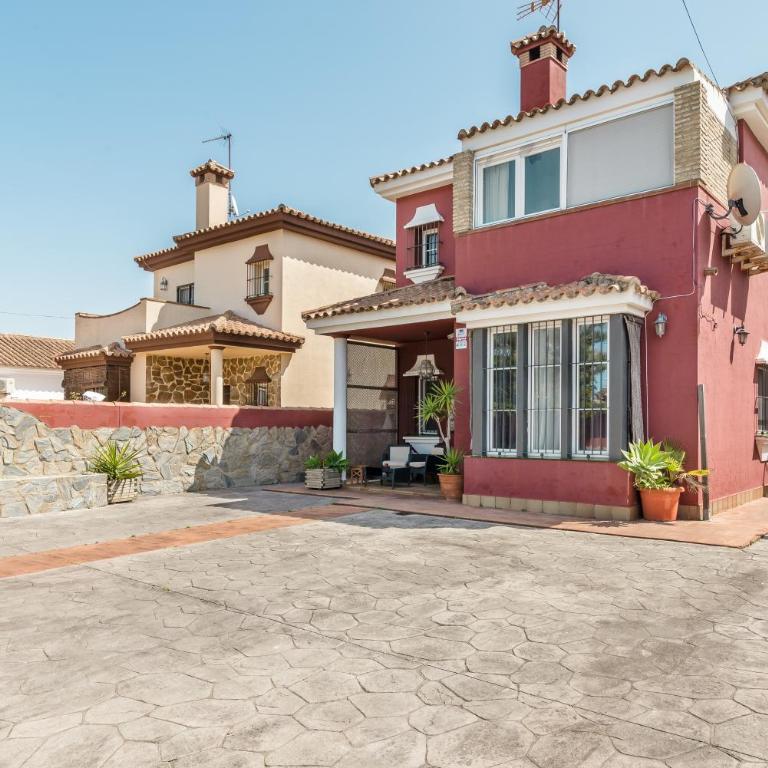 Villa Marty - Mayores De 25 Años - Casa - 25