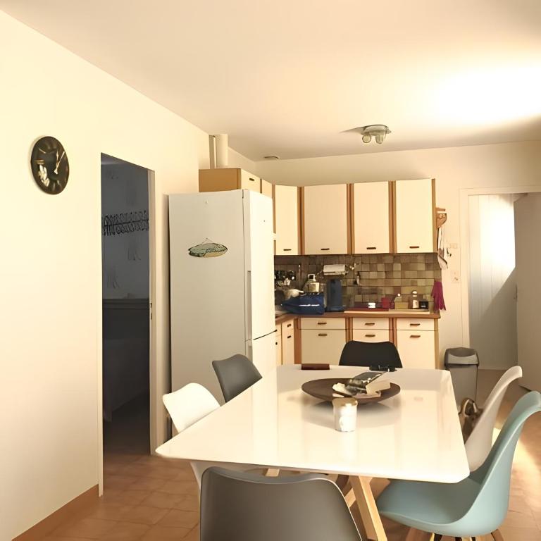 Maison Des Ombrines - proche plage - Two-Bedroom House - 8