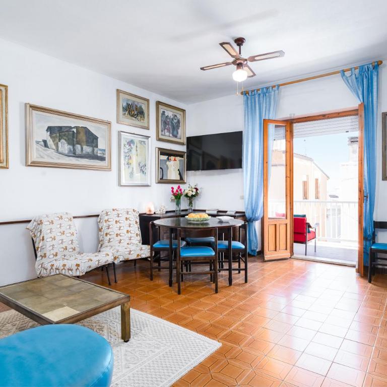 Casa nella Roccia a Cala Gonone - Appartamento con 3 Camere da Letto e Vista Acqua - 12