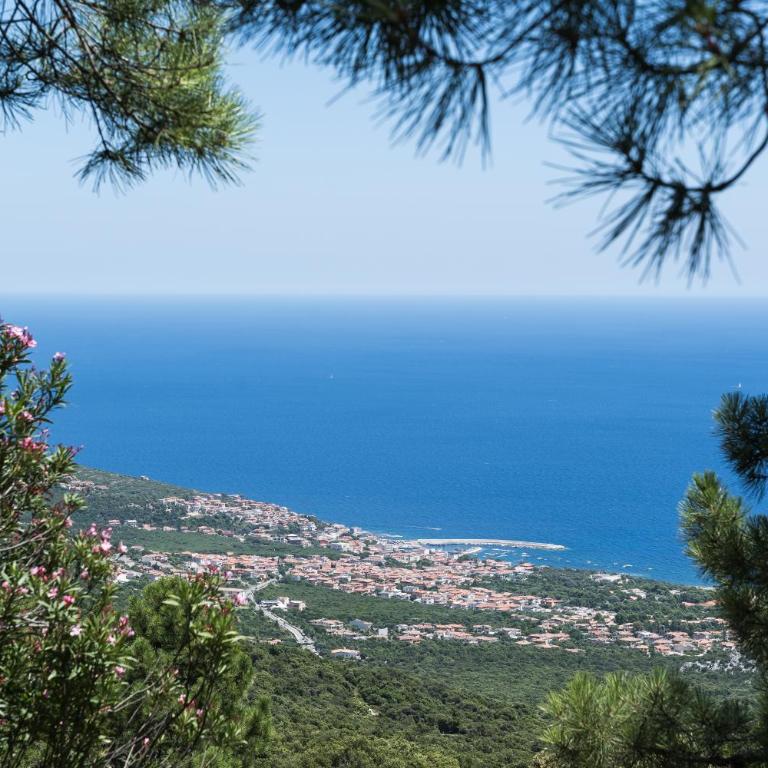 Casa nella Roccia a Cala Gonone - Appartamento con 3 Camere da Letto e Vista Acqua - 27