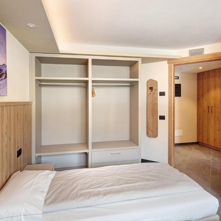 Rasia Residence Relax Lake - Appartamento Deluxe con 2 Camere da Letto e Vista Giardino - 13