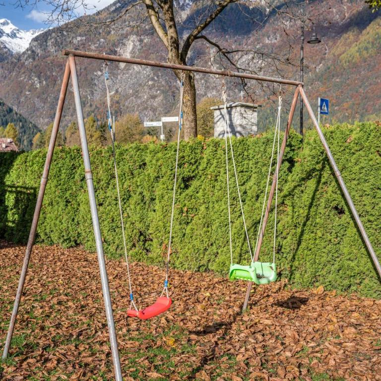 Condominio Lucia 12 Pinzolo - Appartamento Deluxe con 2 Camere da Letto e Vista Giardino - 30