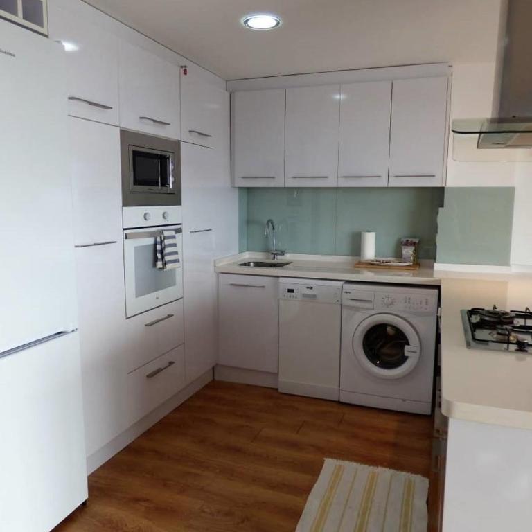 Vistas al Puerto - Apartamento Deluxe de 2 dormitorios con vistas al mar - 6