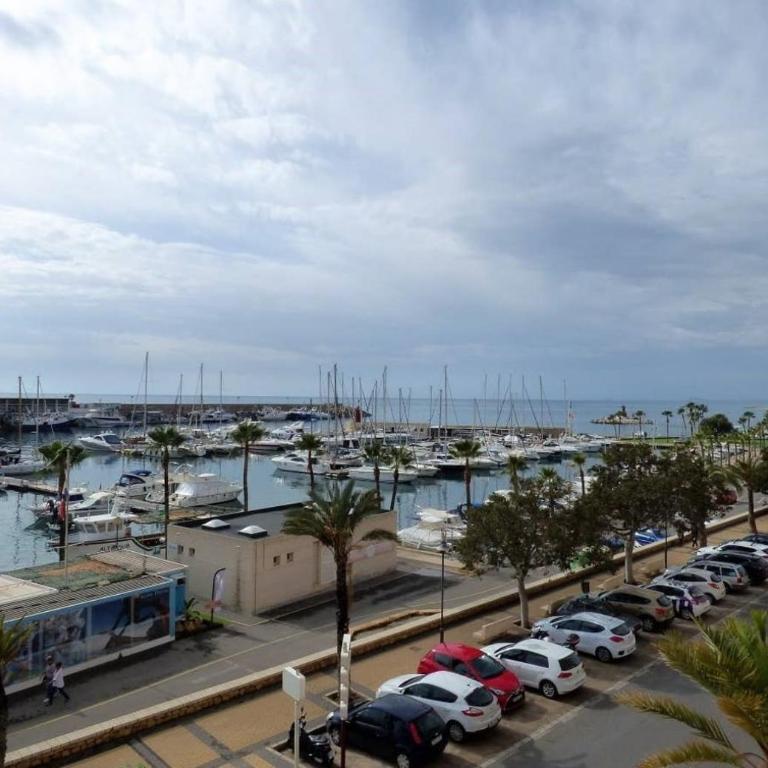 Vistas al Puerto - Apartamento Deluxe de 2 dormitorios con vistas al mar - 11