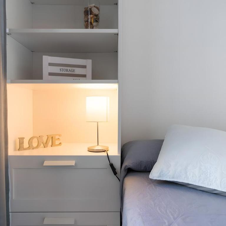 Quiet, bright and central apartment - Apartamento Deluxe de 2 dormitorios con balcón - 10
