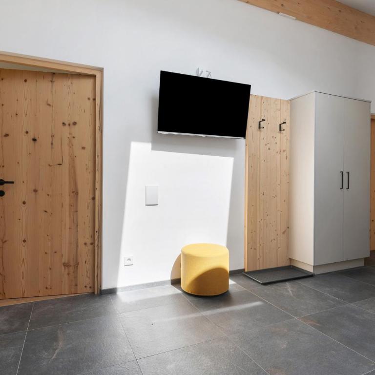 Mountain Chalet Tribulaun Pflersch - Two-Bedroom Deluxe Apartment with Garden View - 16