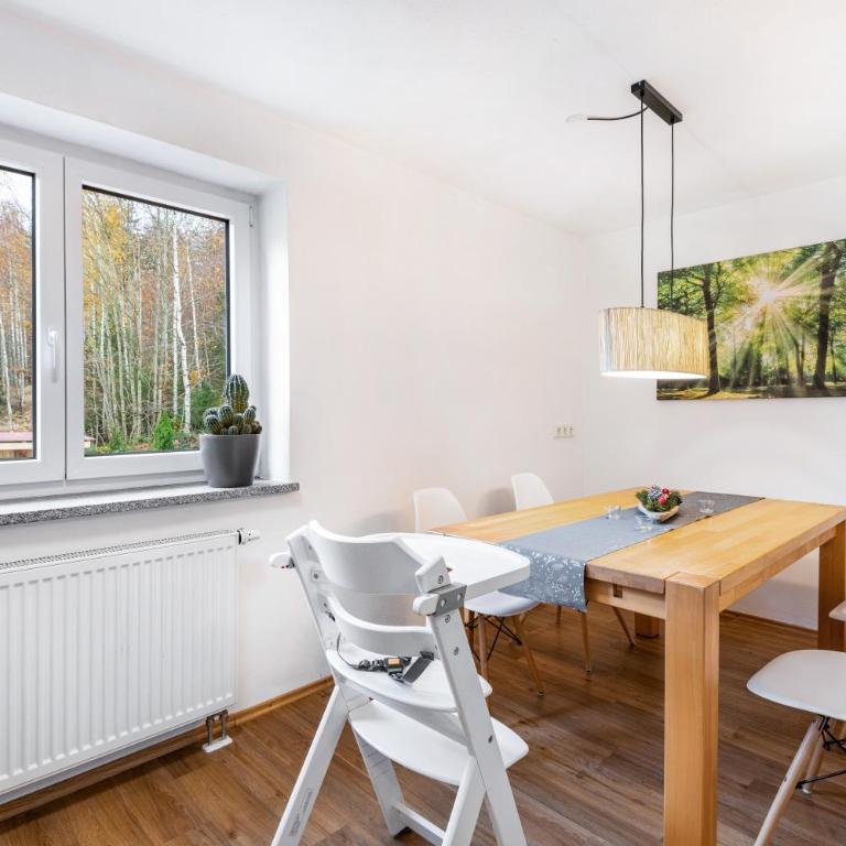 Ferienwohnung am Silberberg - Appartement 3 Chambres Premium avec Balcon - 16