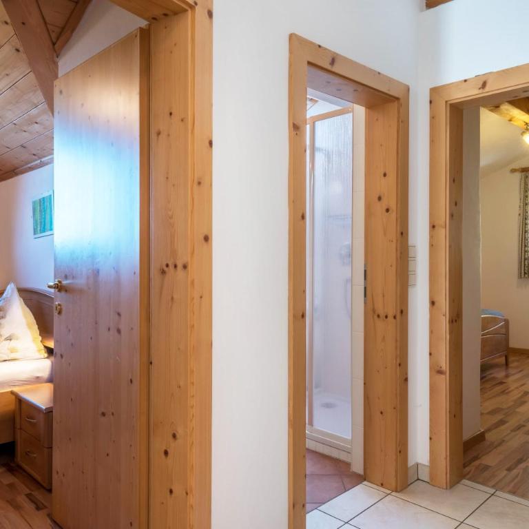Gfinkerhof Mendel - Appartamento Deluxe con 2 Camere da Letto e Vista Giardino - 13