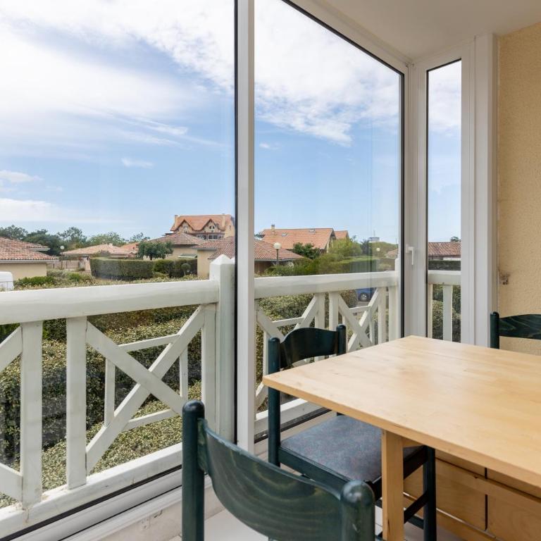 Piot T2 200m de la Plage - Appartement 1 Chambre Supérieur avec Balcon - 2