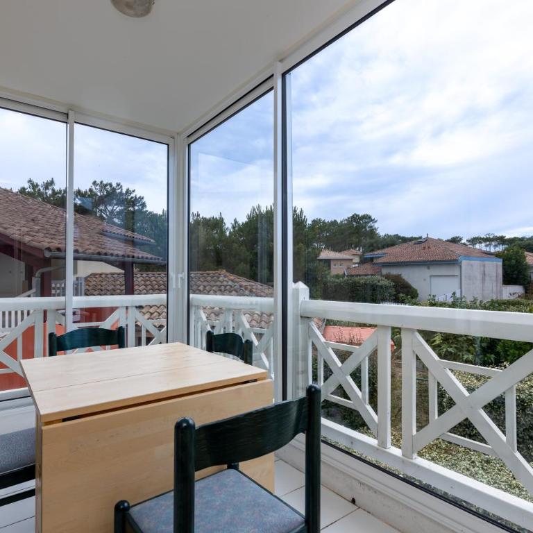 Piot T2 200m de la Plage - Appartement 1 Chambre Supérieur avec Balcon - 1
