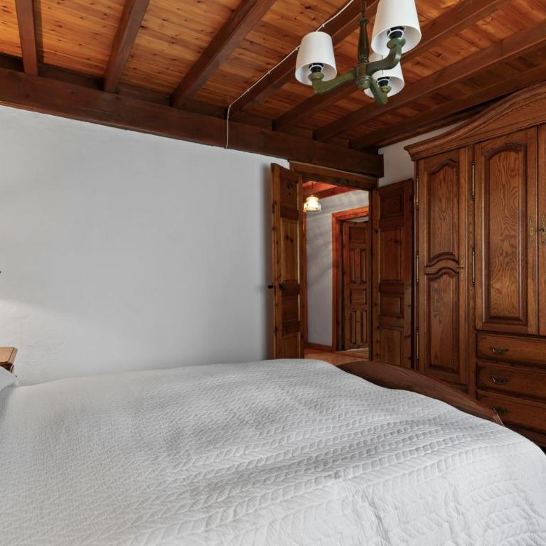 Casa María Mérica - Two-Bedroom Deluxe Apartment with Garden View - 13