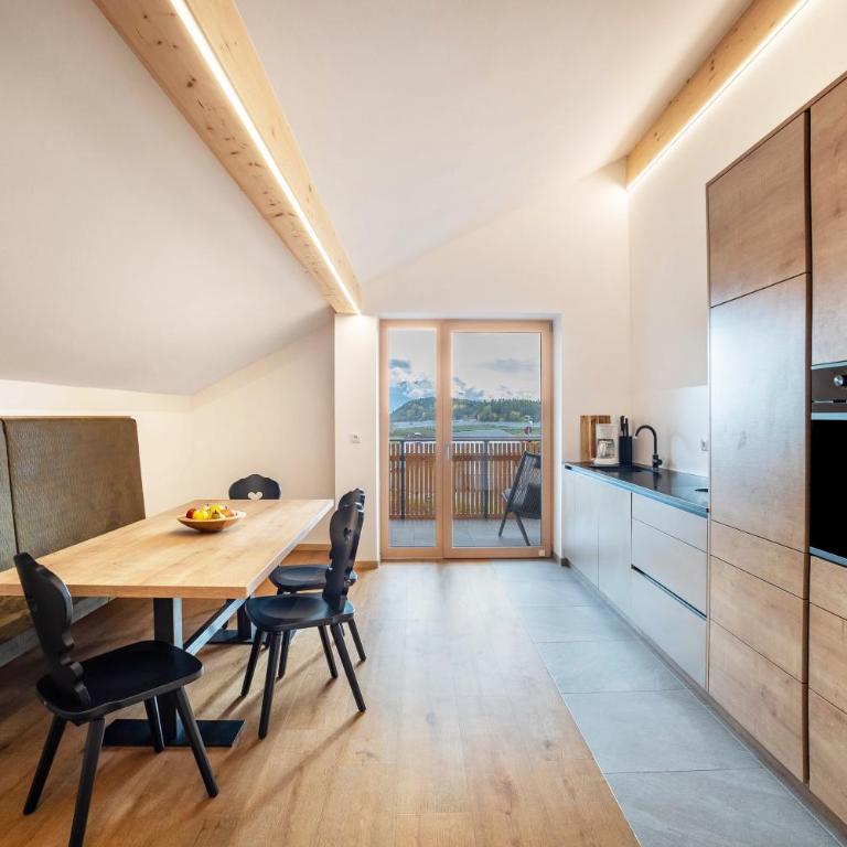 Residence Linderhof - Apartamento de 3 dormitorios con vistas a las montañas - 10