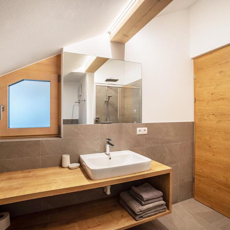 Residence Linderhof - Apartamento de 3 dormitorios con vistas a las montañas - 28