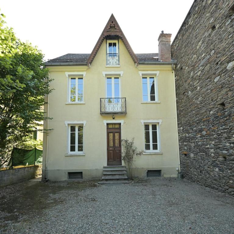 Le Clos du Casino - Appartement Supérieur - Vue sur Ville - 8