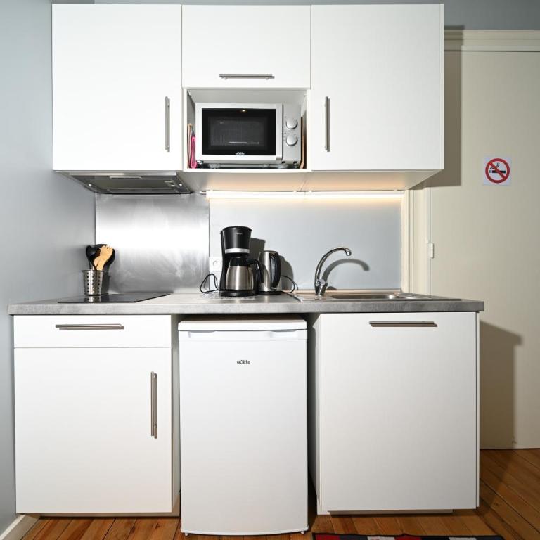 Le Clos du Casino - Appartement Supérieur - Vue sur Ville - 12