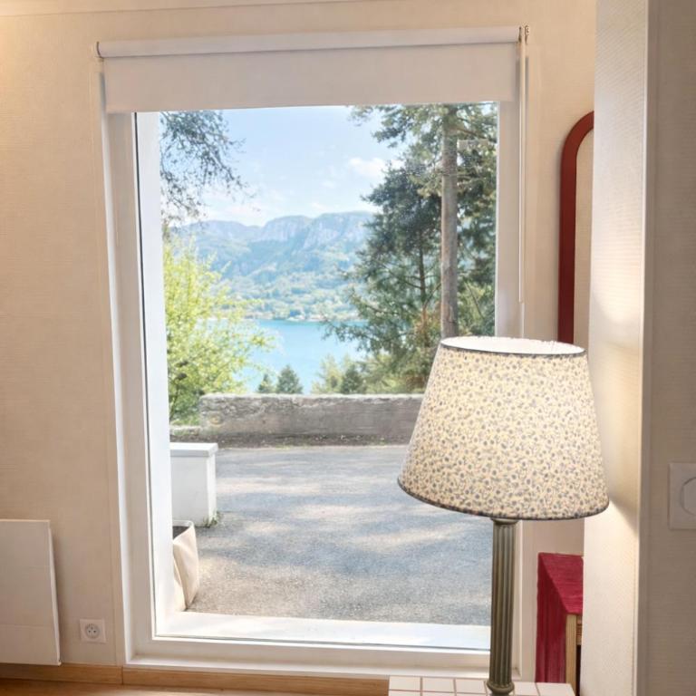 Villa ACMÉ 200 m du lac d'Annecy avec Piscine et Jacuzzi 14 personnes - Villa - 37