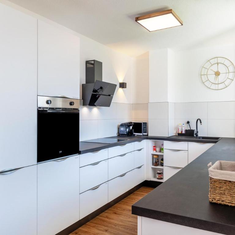 Manu's Bergblick - Deluxe-Apartment mit 2 Schlafzimmern und Gartenblick - 8