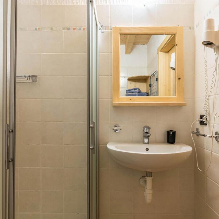 Appartamento Adamello 15 - Apartment mit Dusche - 20