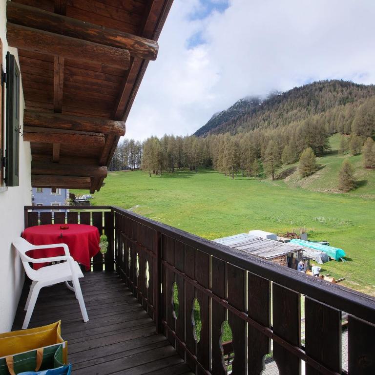 Bait dal Cucù App Canton - Appartamento Deluxe con 2 Camere da Letto e Vista Giardino - 19