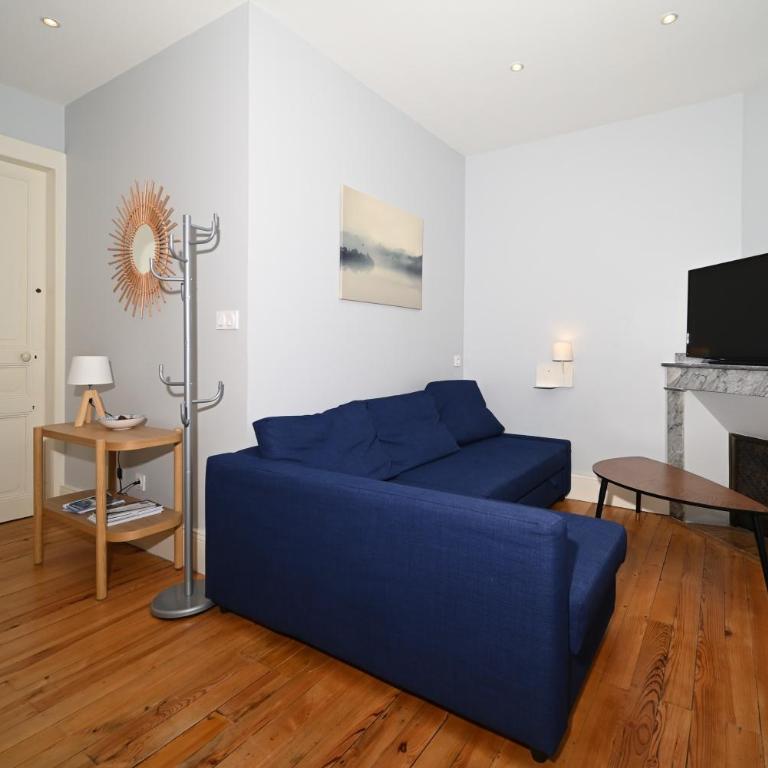 Le Clos du Casino - Two-Bedroom Deluxe Apartment with Garden View - 3