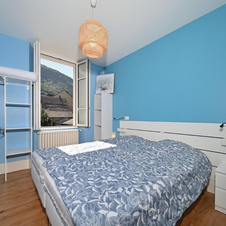 Le Clos du Casino - Two-Bedroom Deluxe Apartment with Garden View - 11
