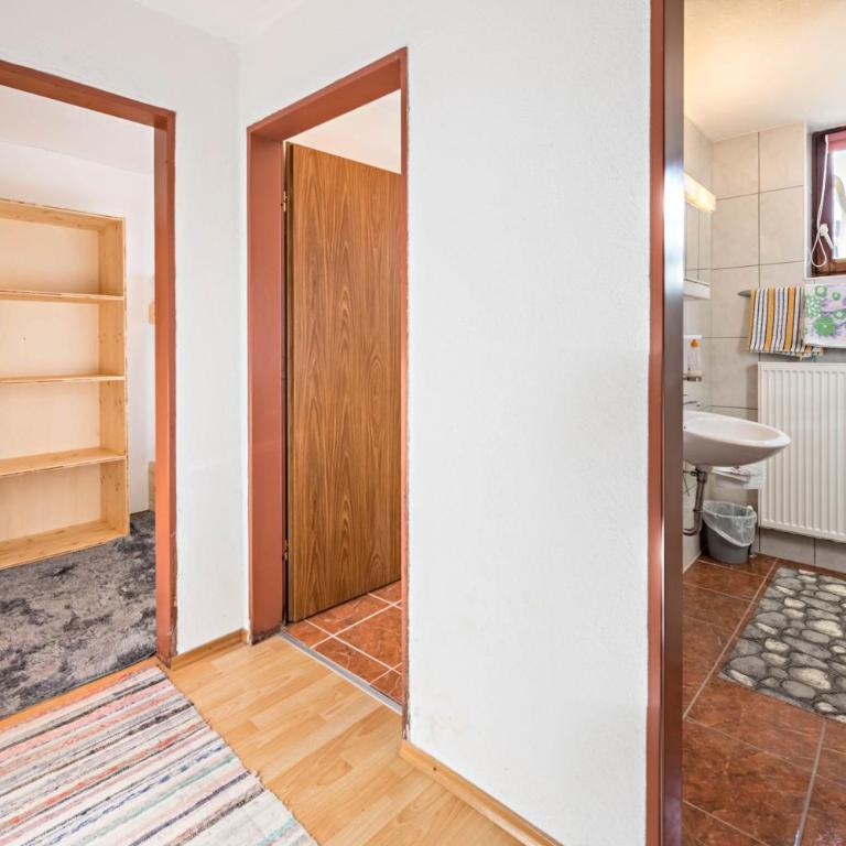 Ferienwohnung Zillertalblick - Deluxe-Apartment mit 2 Schlafzimmern und Gartenblick - 10