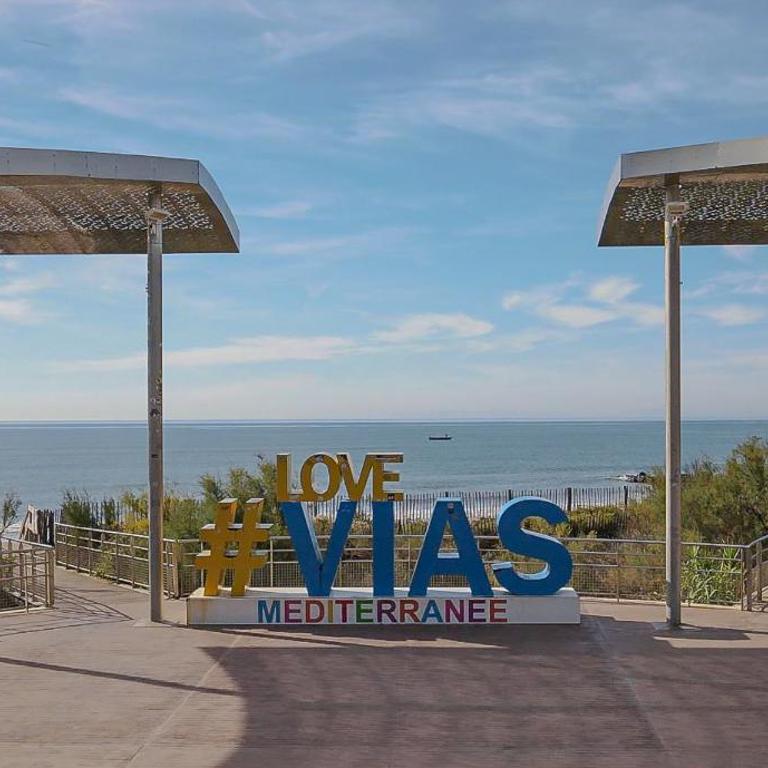 Aurora, magnifique, classé 3 étoiles, 6 personnes, accès direct plage, parking privé, vue mer à travers la pinède - Appartement 2 Chambres - 9