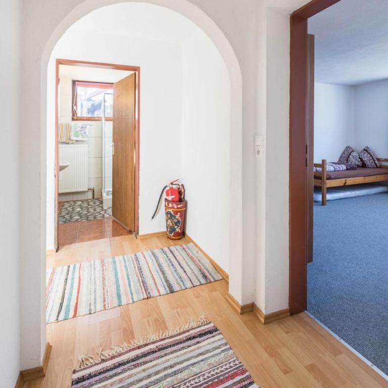 Ferienwohnung Zillertalblick - Deluxe-Apartment mit 2 Schlafzimmern und Gartenblick - 21