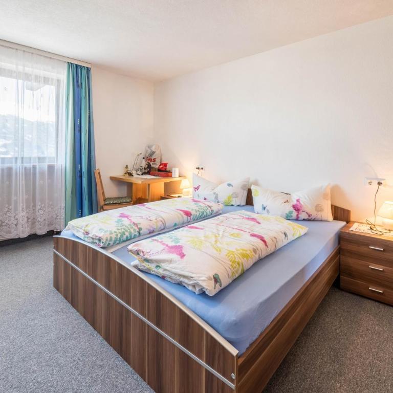 Ferienwohnung Zillertalblick - Deluxe-Apartment mit 2 Schlafzimmern und Gartenblick - 8