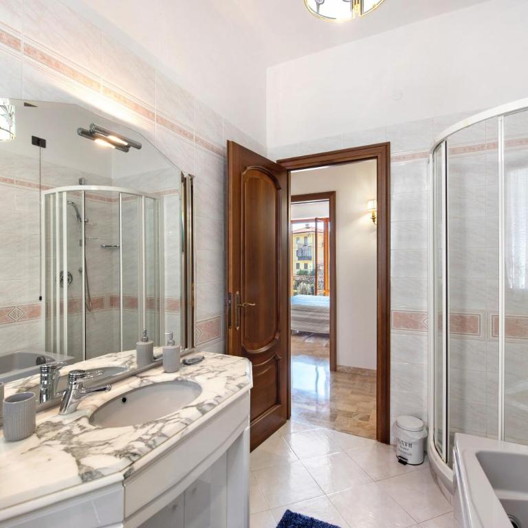 Due passi dal mare tra gli ulivi - Two-Bedroom Deluxe Apartment with Ocean View - 15