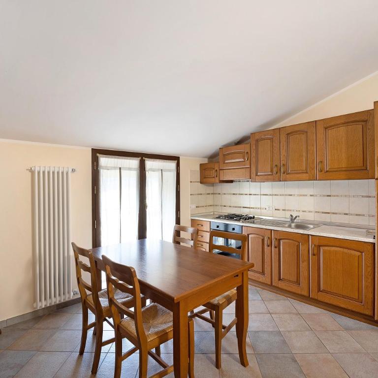 Virginia Agriturismo La Scuderia - Appartamento Deluxe con 2 Camere da Letto e Vista Giardino - 5